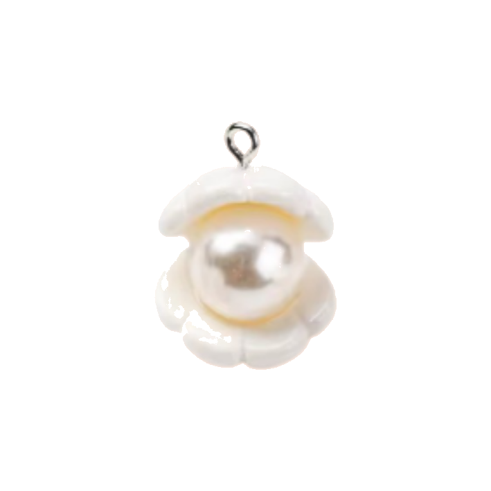 Pearl shell charm