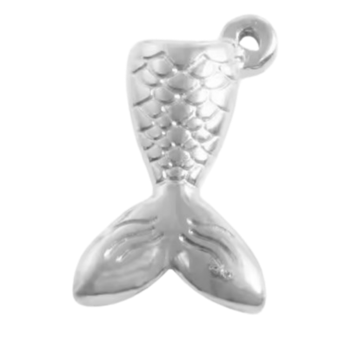 Shell with pearl charm